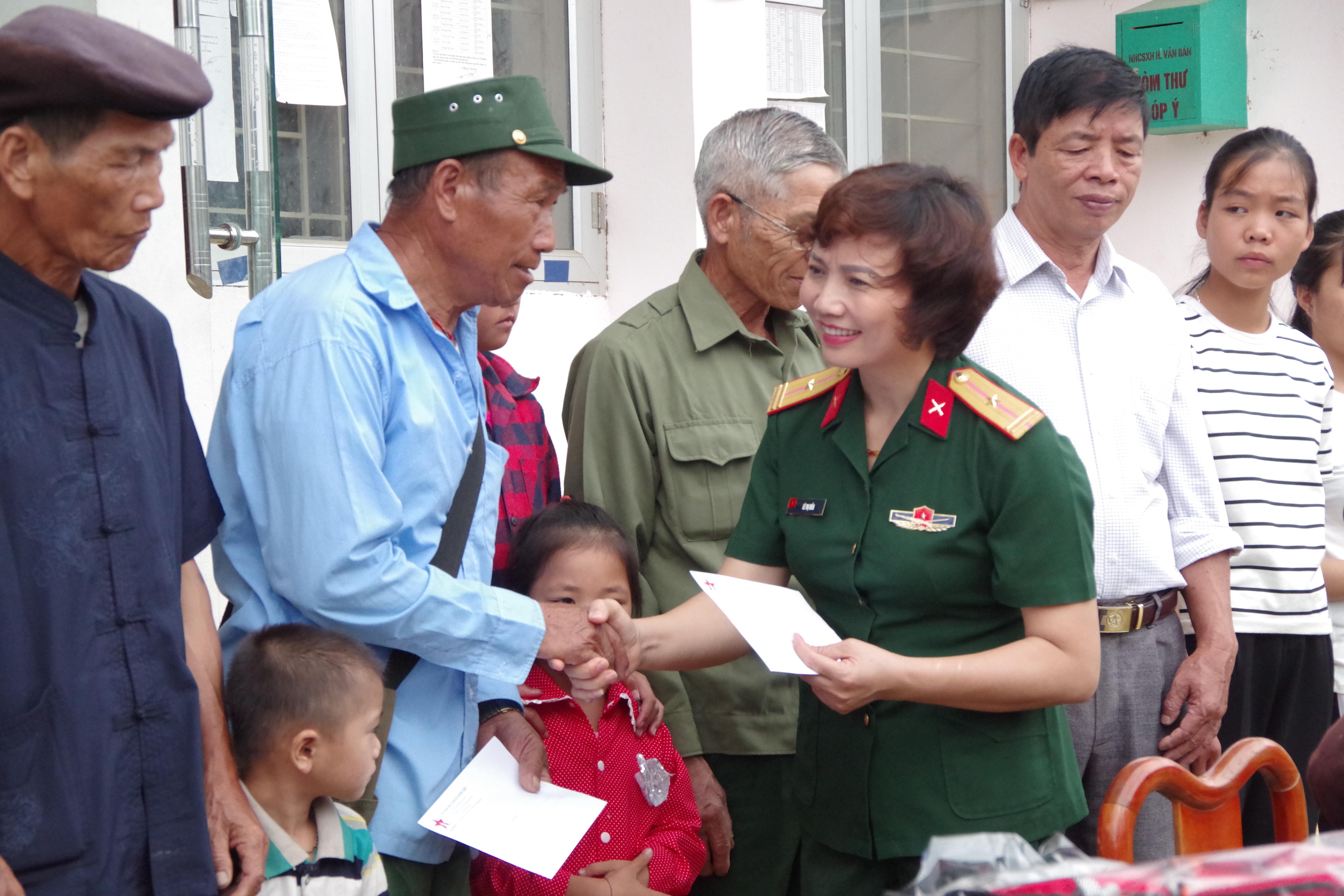 Kết nối trái tim, san sẻ tình thương